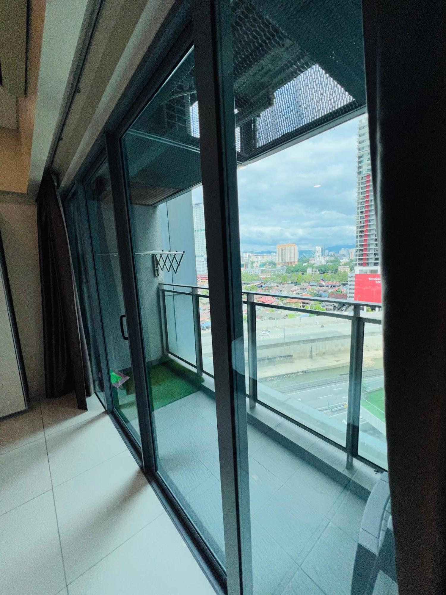 Summer Suites Klcc By Classy Kuala Lumpur Eksteriør bilde